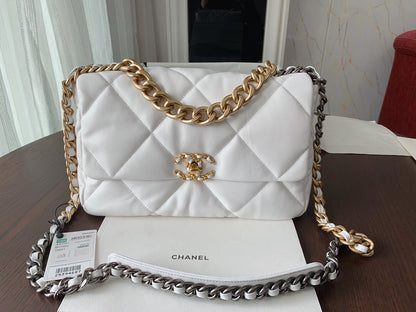 Chanel 19 medium 1161