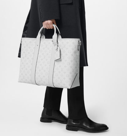 LOUIS VUITTON 機能的 ヴィトン トートバッグ ウィークエンド 白 黒 ビジネス M30919 M30937