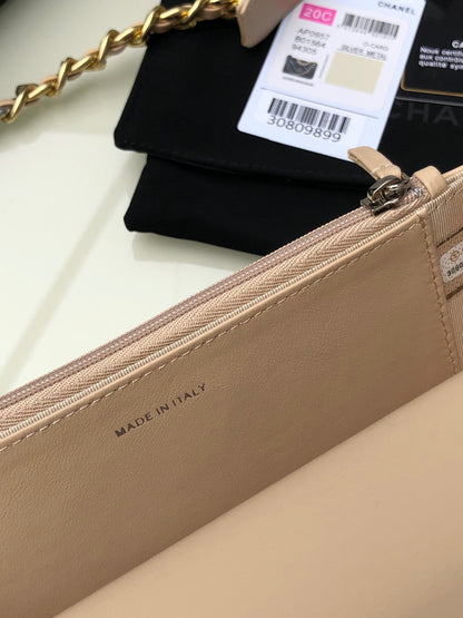 CHANEL 19 WALLET ON CHAIN 0957