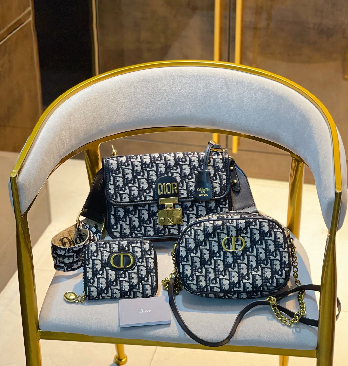 【DIOR】【VIPセール価格！奇跡】DIOR3点セット お得