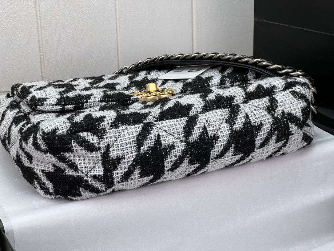 CHANEL 19 LARGE HANDBAG AS1161
