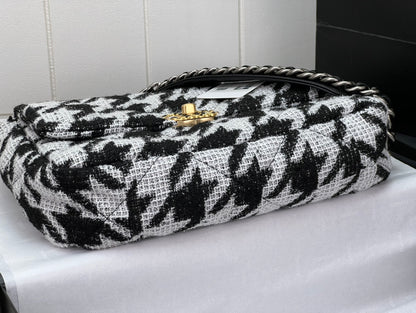 CHANEL 19 LARGE HANDBAG AS1161
