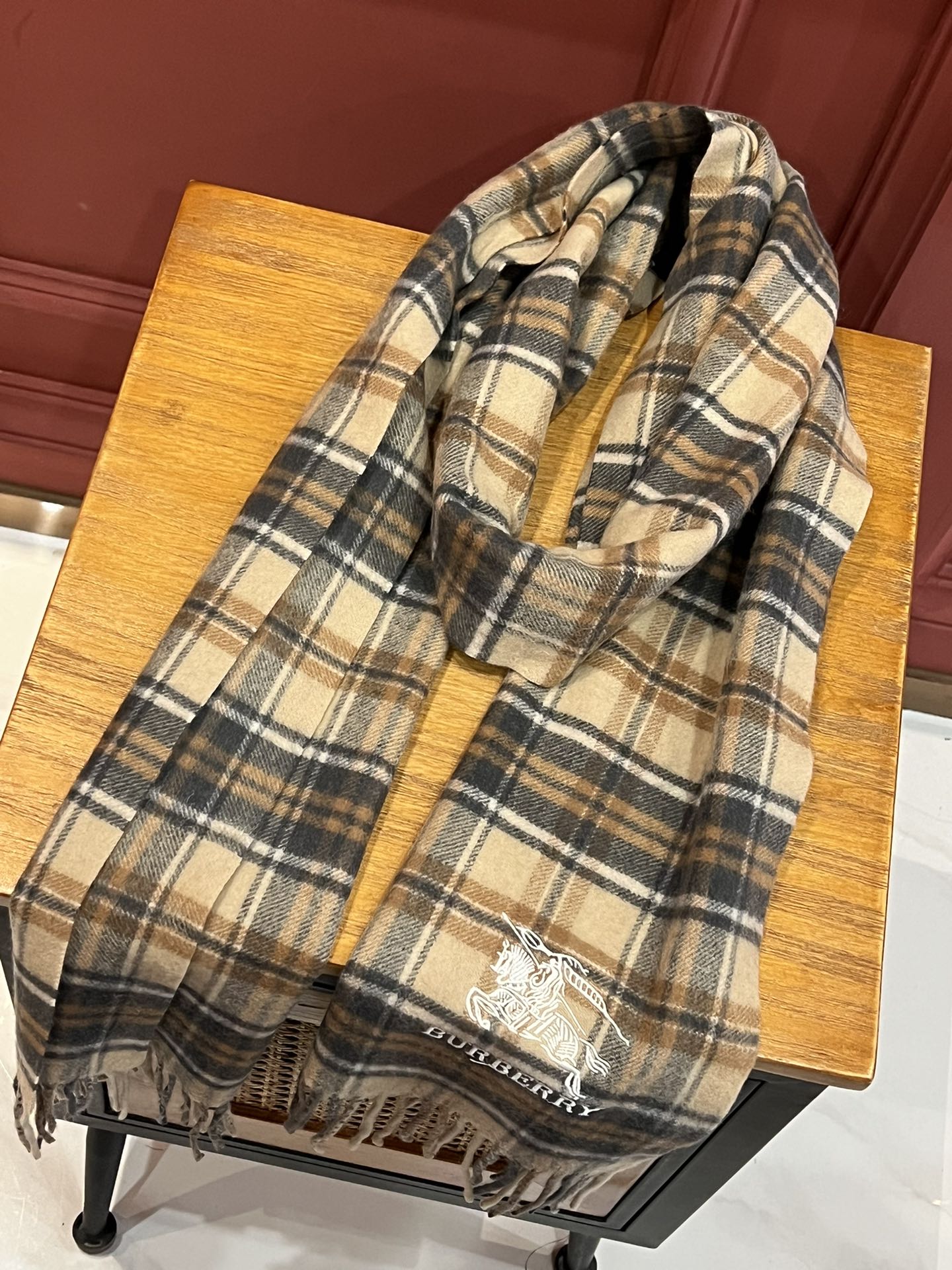 【BURBERRY バーバリー】スカーフ35*190CM 241108