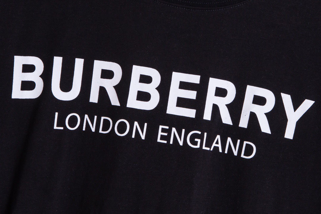🔥2 つのうち 1 つが無料になります🔥🔥【BURBERRY】バーバリー男女兼用、ご好評に付き再入荷！