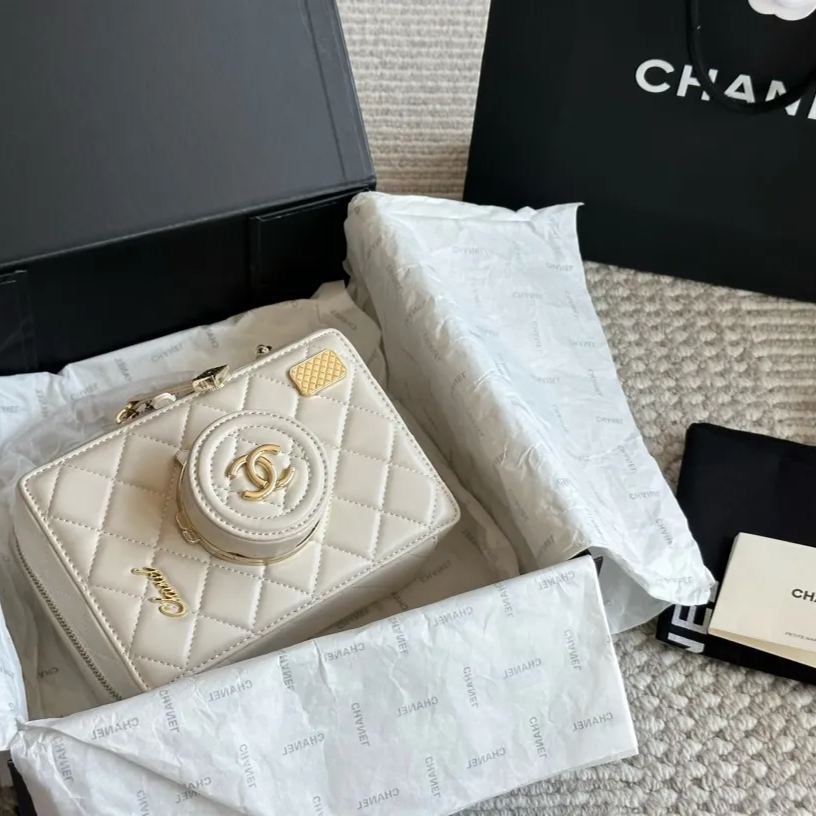 Chanel カメラバッグ