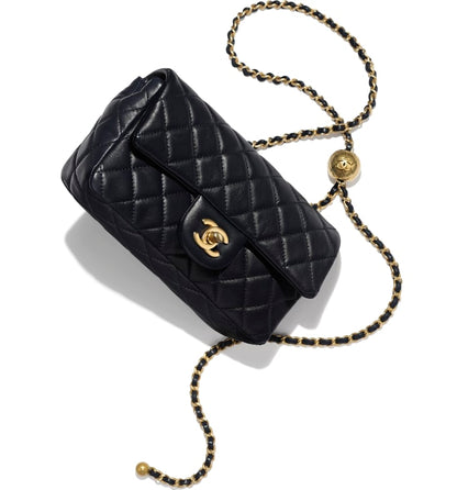 【CHANEL】CFシープスキンのクラシックなヴィンテージバッグ