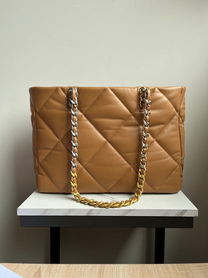 CHANEL 19 SHOPPING BAG 3360