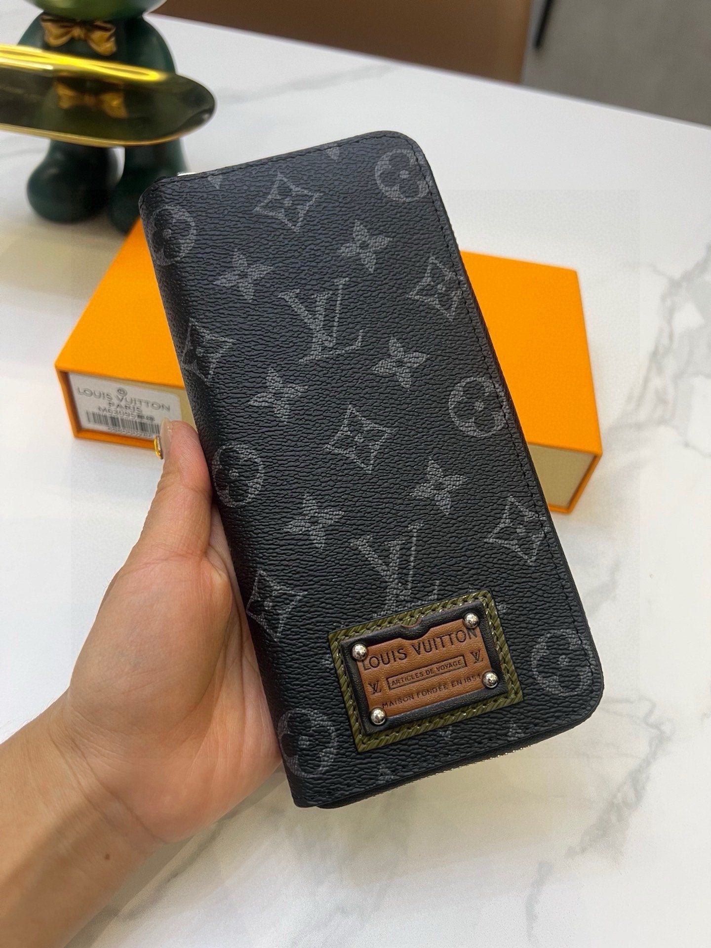 ☆Louis Vuitton☆ 新しいスタイルのウォレットジッパーバッグ