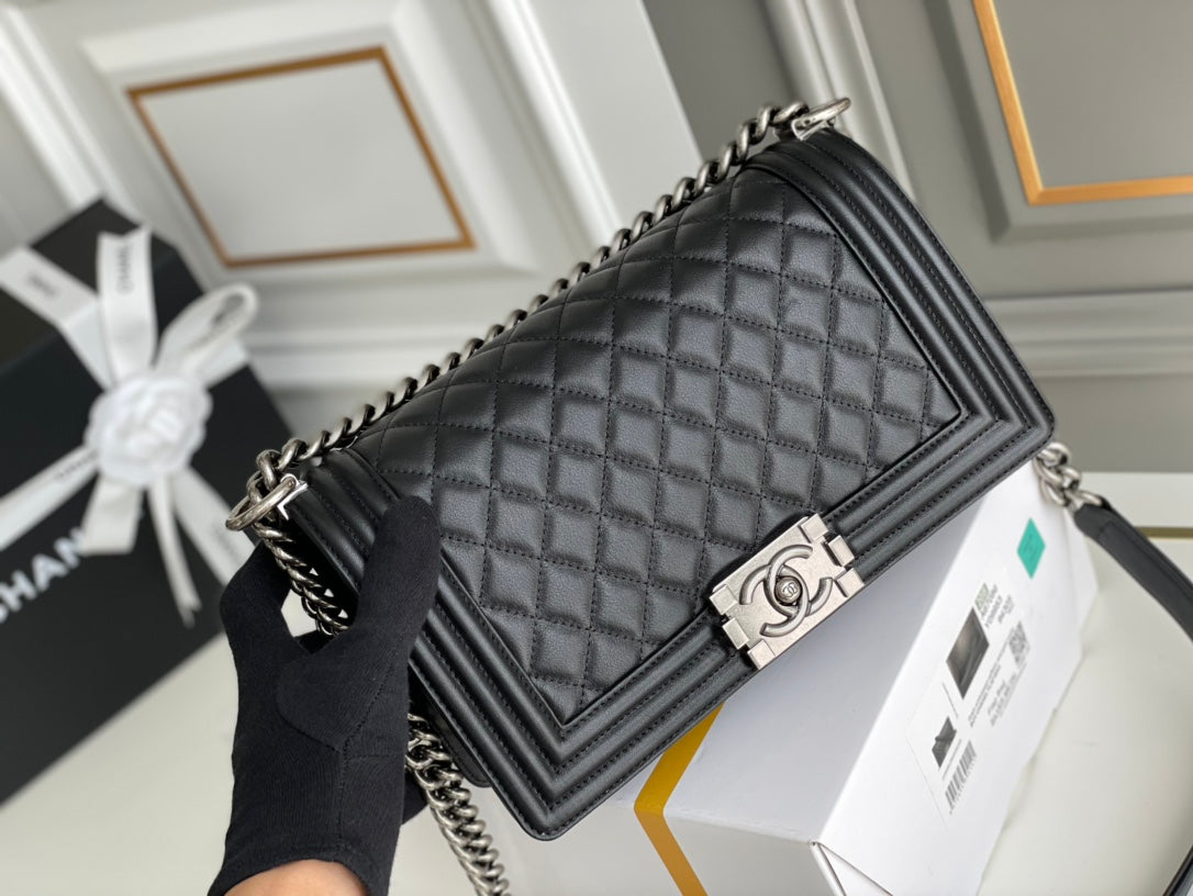 BOY CHANEL SHOULDER BAG