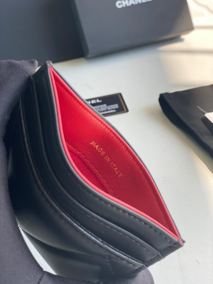 CHANEL 19 CARD HOLDER AP1167