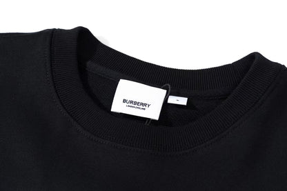 【 Burberry 旗艦店】ご好評に付き再入荷！！