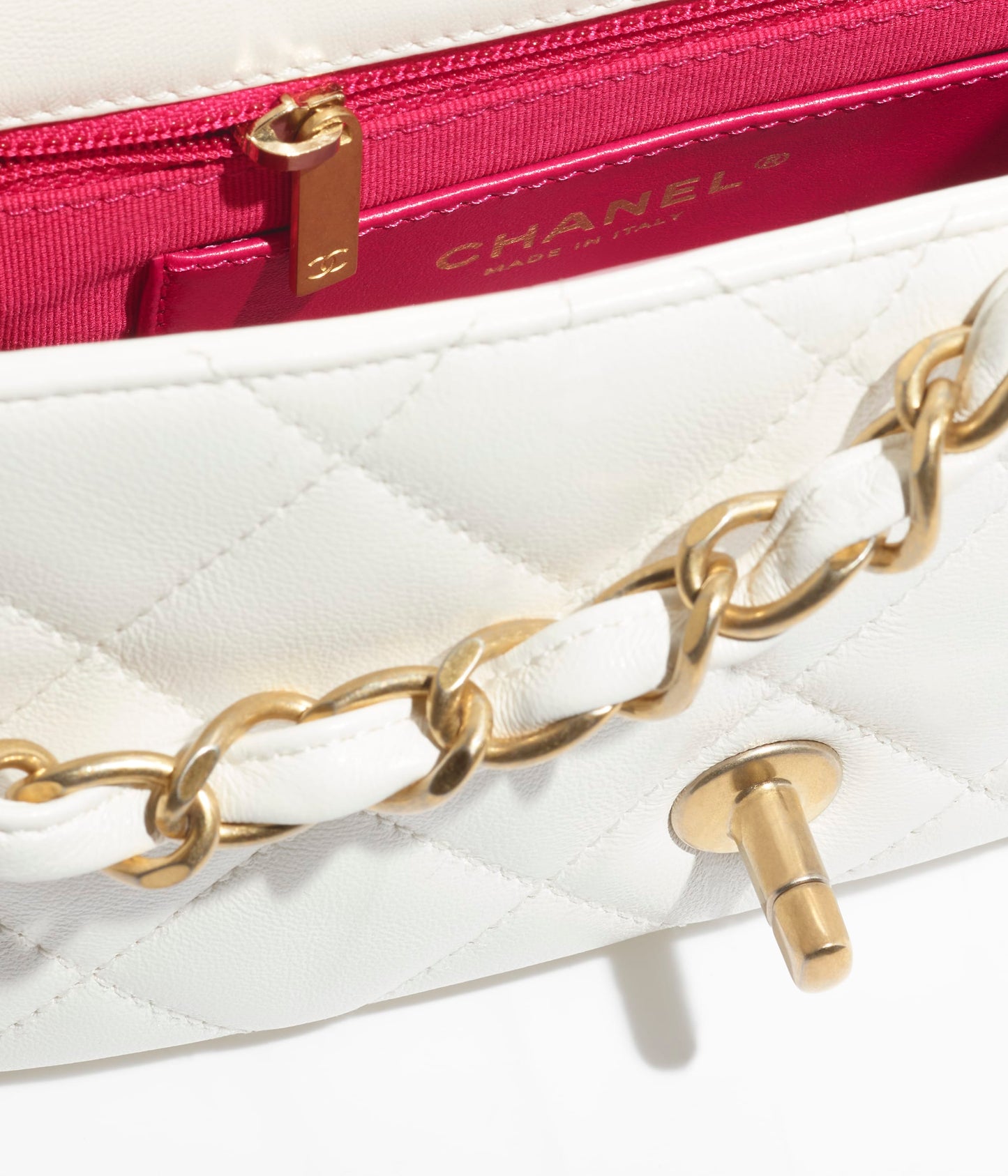 スモール フラップ バッグ