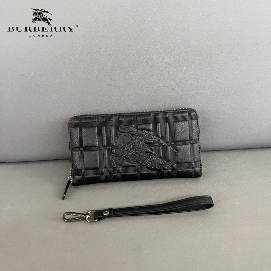 【BURBERRY 公式 旗艦店】 バーバリー クラッチバッグ 当日出荷 好評に付き再入荷！21*11CM