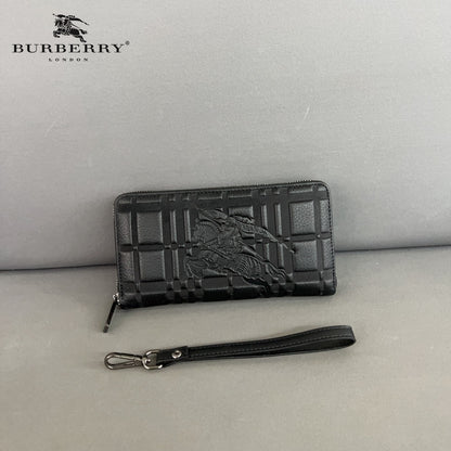 【BURBERRY 公式 旗艦店】 バーバリー クラッチバッグ 当日出荷 好評に付き再入荷！21*11CM