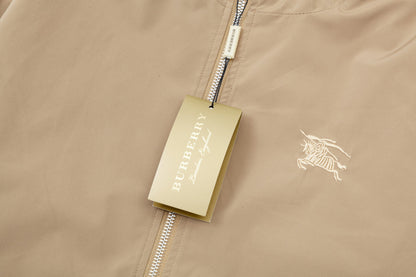 【BURBERRY】男女兼用 ご好評に付き再入荷！