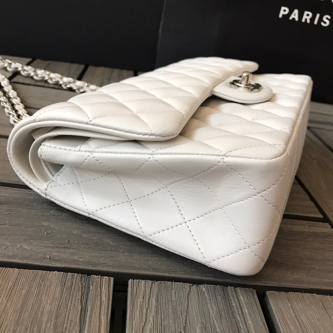 Chanel Flap Bag 1112