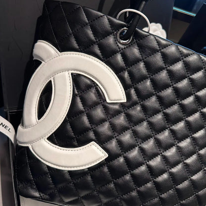 【トレンドのバイカラー♪】CHANEL シャネル ショルダーバッグ