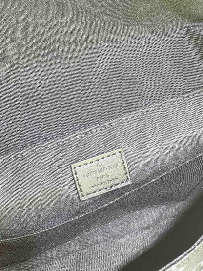 エレガント☆Louis Vuitton☆LV トレイル ショルダーバッグ M46972