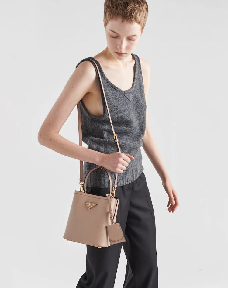 PRADAパニエ サフィアーノレザー スモールバッグ