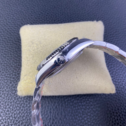 ロレックス スカイドゥエラー 336934