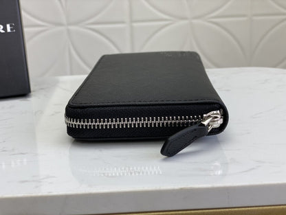 PRADA(プラダ) 財布19x12cm