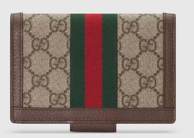 【国内発送★グッチ】オフィディア グッチ ロゴ パスポートケース