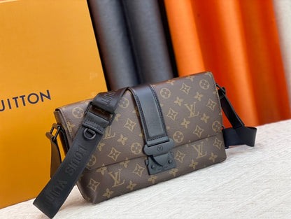 【人気】LV S-Cape モノグラムメッセンジャーバッグ ショルダー M46794 M23741