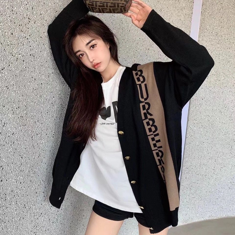 🥼Burberry カーディガンセーター【50%オフ+送料無料】