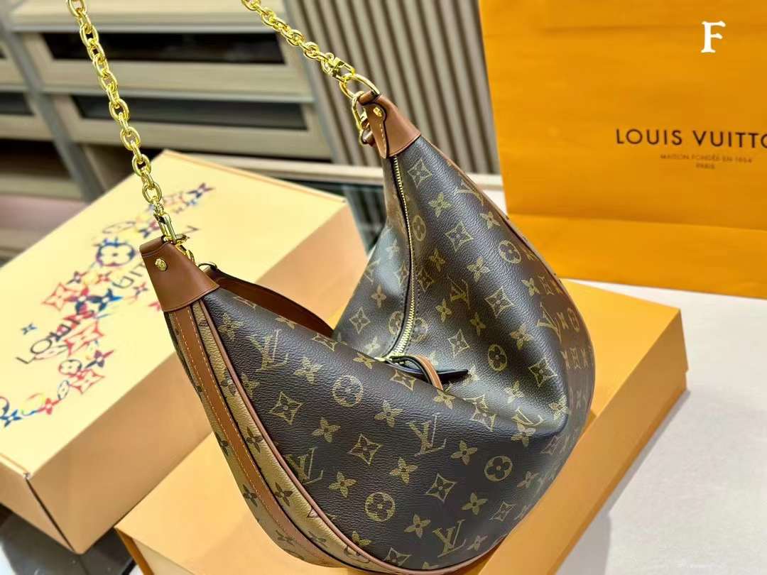 24AW Louis Vuitton 新モデル ショルダーバッグ バイア