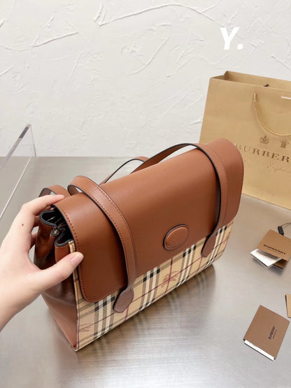 🤩Burberry ショッピングバッグ フラップバッグ