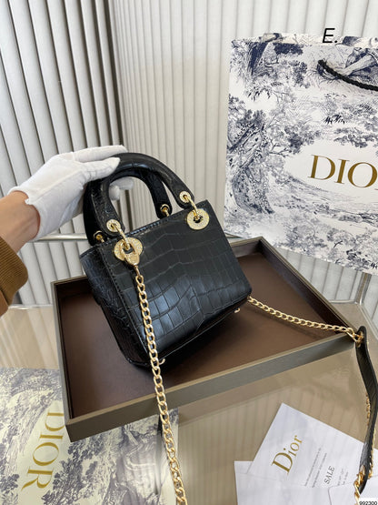 累積売上総額第１位 Diorダイアモンドバッグ♥️