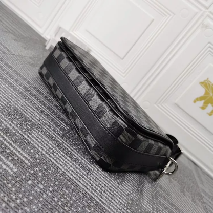 LOUIS VUITTON ルイヴィトン メッセンジャーバッグ 23.5X14X5CM