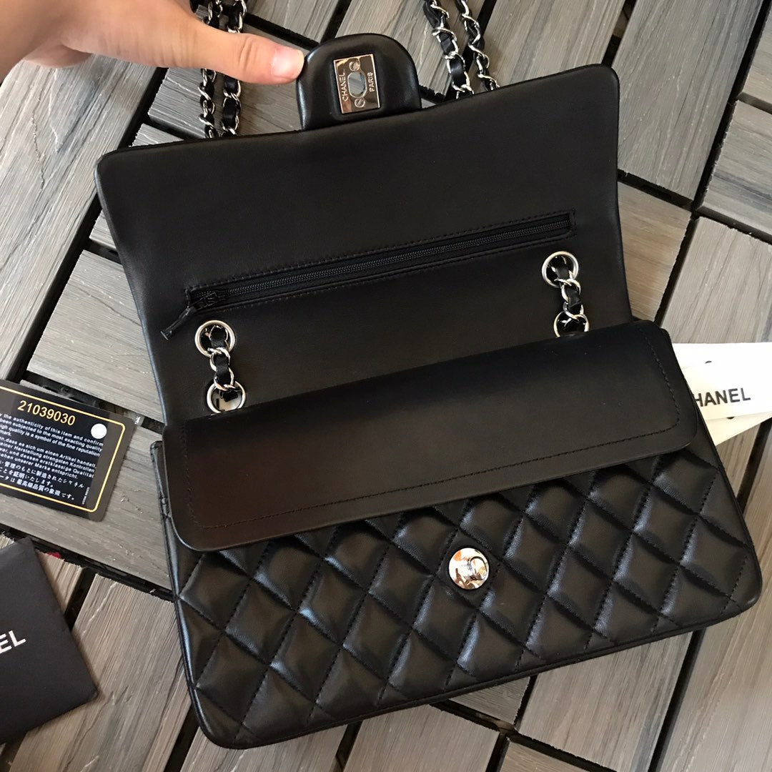 Chanel Flap Bag 1112