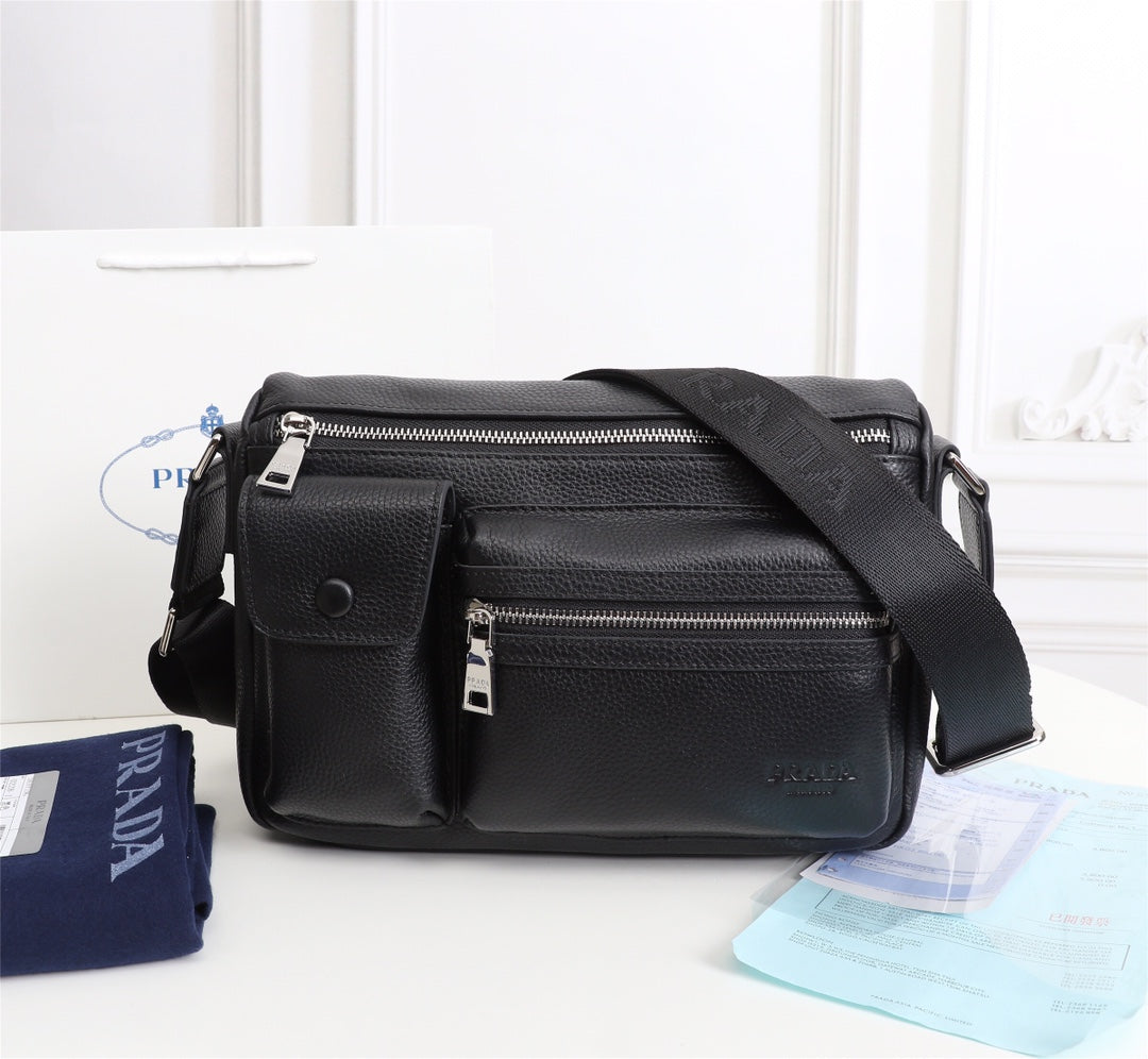 【PRADA 公式 旗艦店】プラダ 斜めがけバッグ 当日出荷 好評に付き再入荷！29*20*8CM