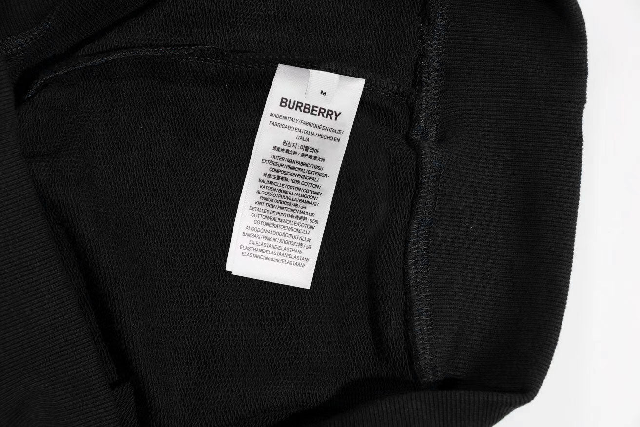 【 Burberry 旗艦店】ご好評に付き再入荷！！