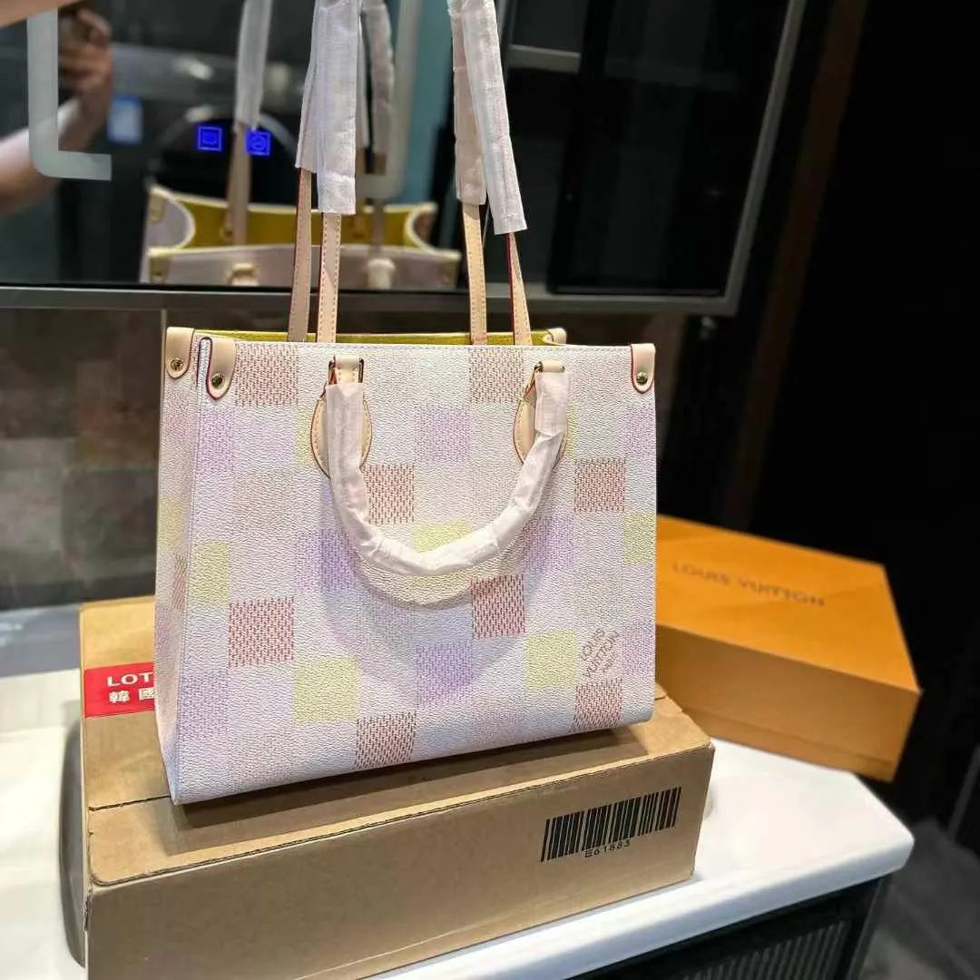 Louis Vuitton(ルイヴィトン) Lv 2024初春の新スタイル、新色オンザゴーマミーバッグ、新スタイルが登場、コスパの王様