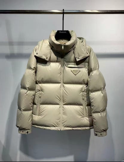 PRADA ダウンジャケット 代金引換 送料無料 おうちで試着