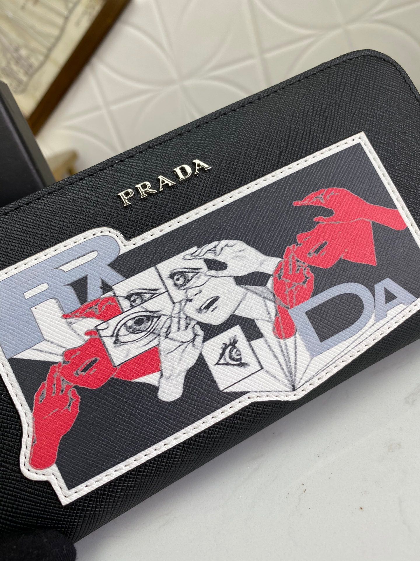 PRADA(プラダ) 財布19x12cm