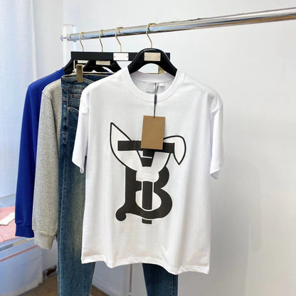 🔥2 つのうち 1 つが無料になります🔥🔥【Burberry】バーバリー )半袖 男女兼用、ご好評に付き再入荷！