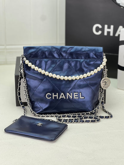 CHANEL 22 3989