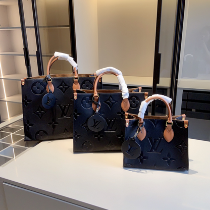 【LOUIS VUITTON】LV 2023 新製品 専門店定番の大きい押し花シリーズで、定番Onthego Toteショッピングバッグ