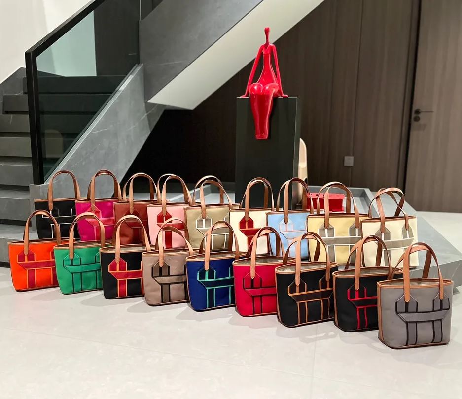 HERMES キャンバス製野菜バスケット