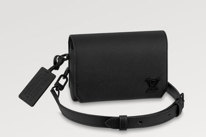 高機能でおしゃれ♪【LOUISVUITTON】ミニショルダーバッグ