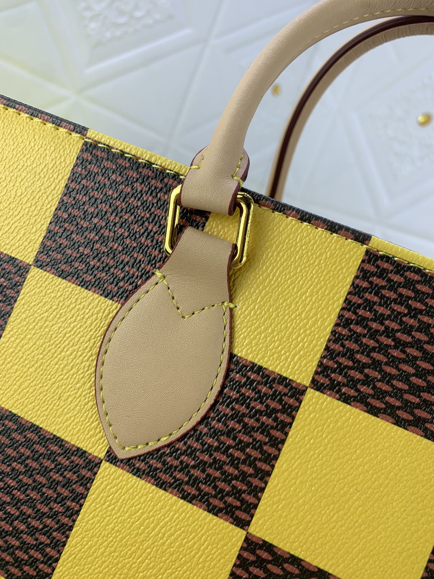 【LOUIS VUITTON】LV 新品ONTHEGO ミディアム ハンドバッグ