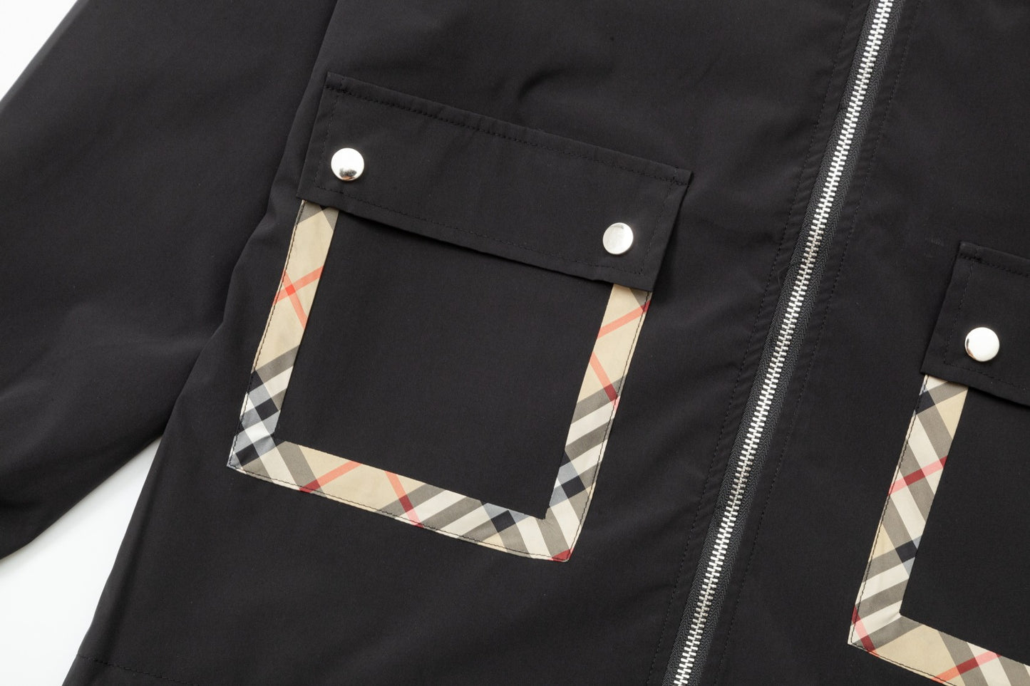 【BURBERRY】男女兼用 ご好評に付き再入荷！