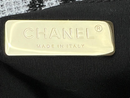 CHANEL 19 LARGE HANDBAG AS1161