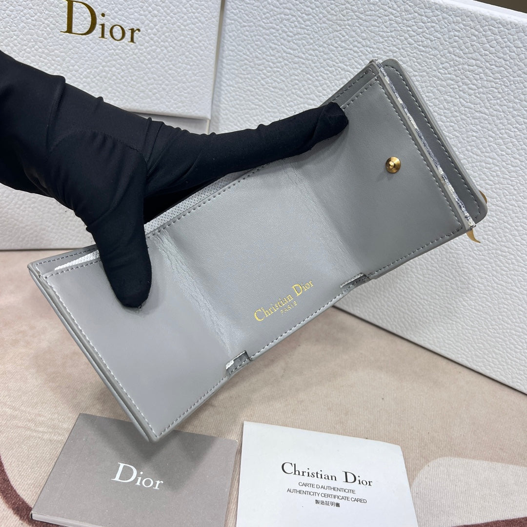 【限定】DIOR❤️30 Montaigneショートウォレット 免税