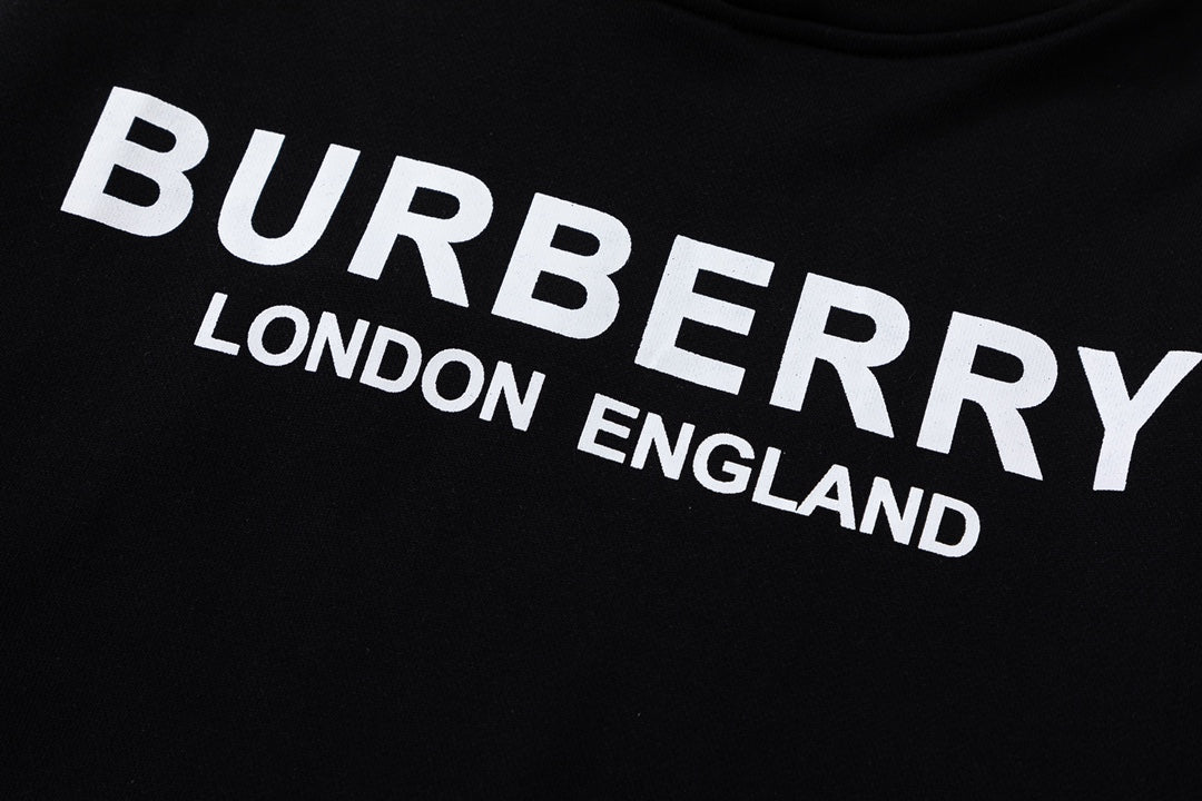 【BURBERRY】男女兼用 ご好評に付き再入荷！