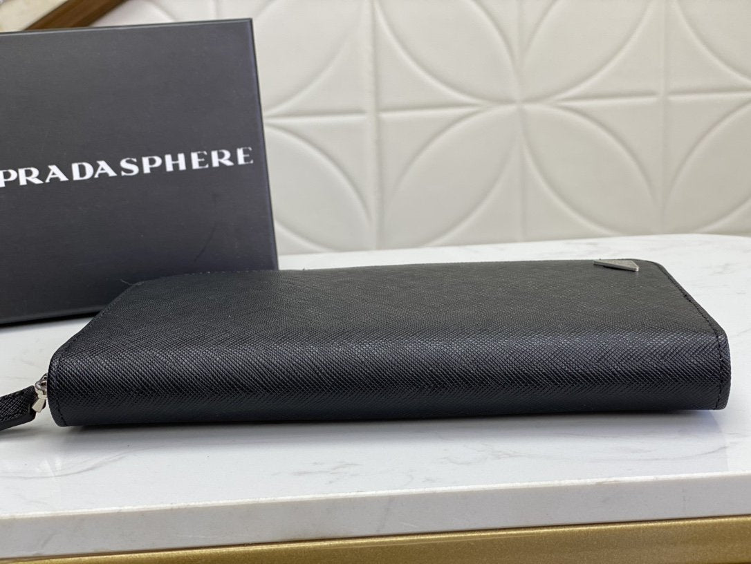 PRADA(プラダ) 財布 21x12cm