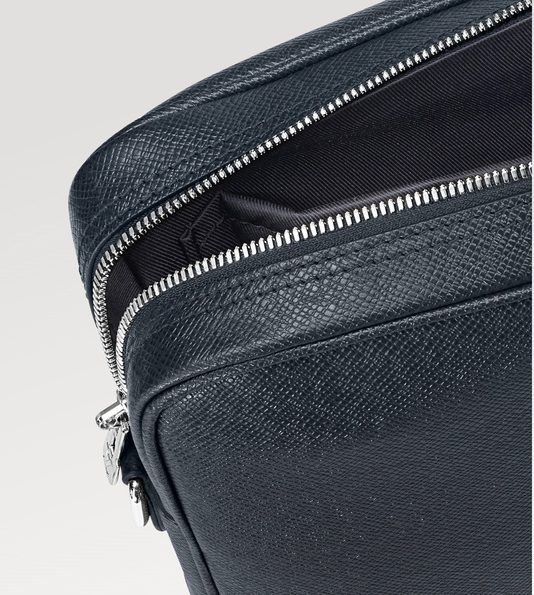 《新作登場☆》ルイヴィトン ポルト ドキュマン・ヴォワヤージュ M30975